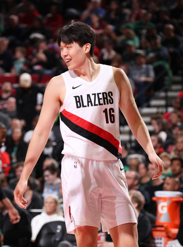 俄克拉荷马雷霆发布备战花絮，转会期止住颓势，欧超杯任务艰巨，心理建设被强调的简单介绍-金年会共享体育平台